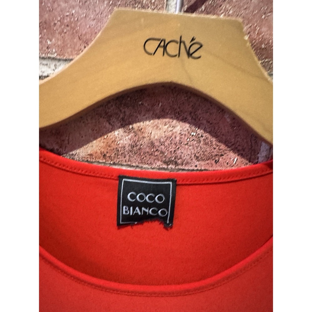 Coco Blanco Basic Top Women's Size L Solid Ruby Red Loose Fit Casual Round Neck - Picture 4 of 4